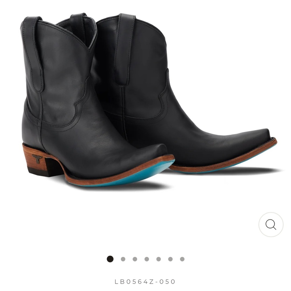 Black Leather Cowboy & Western Boots